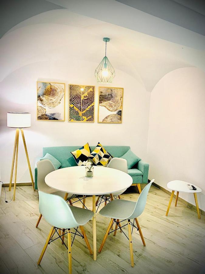 Apartamentos Villas Romanas Μέριδα Εξωτερικό φωτογραφία